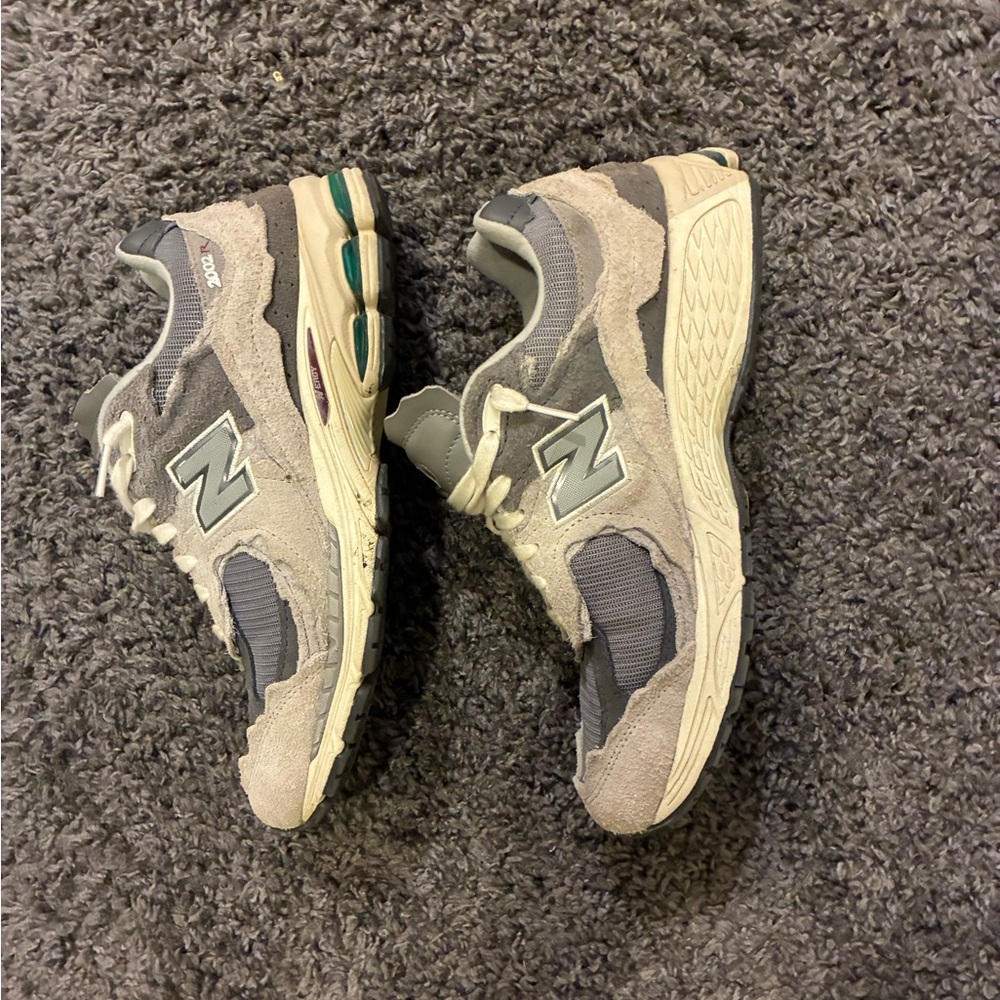 New Balance Gray Sneakers Classic Athletic Style